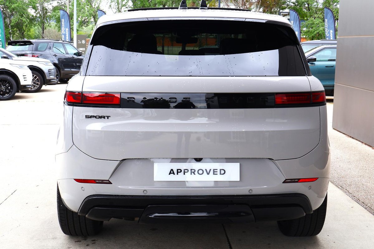 2026 Land Rover Range Rover Sport D350 Dynamic HSE L461 MY26 AWD image 6
