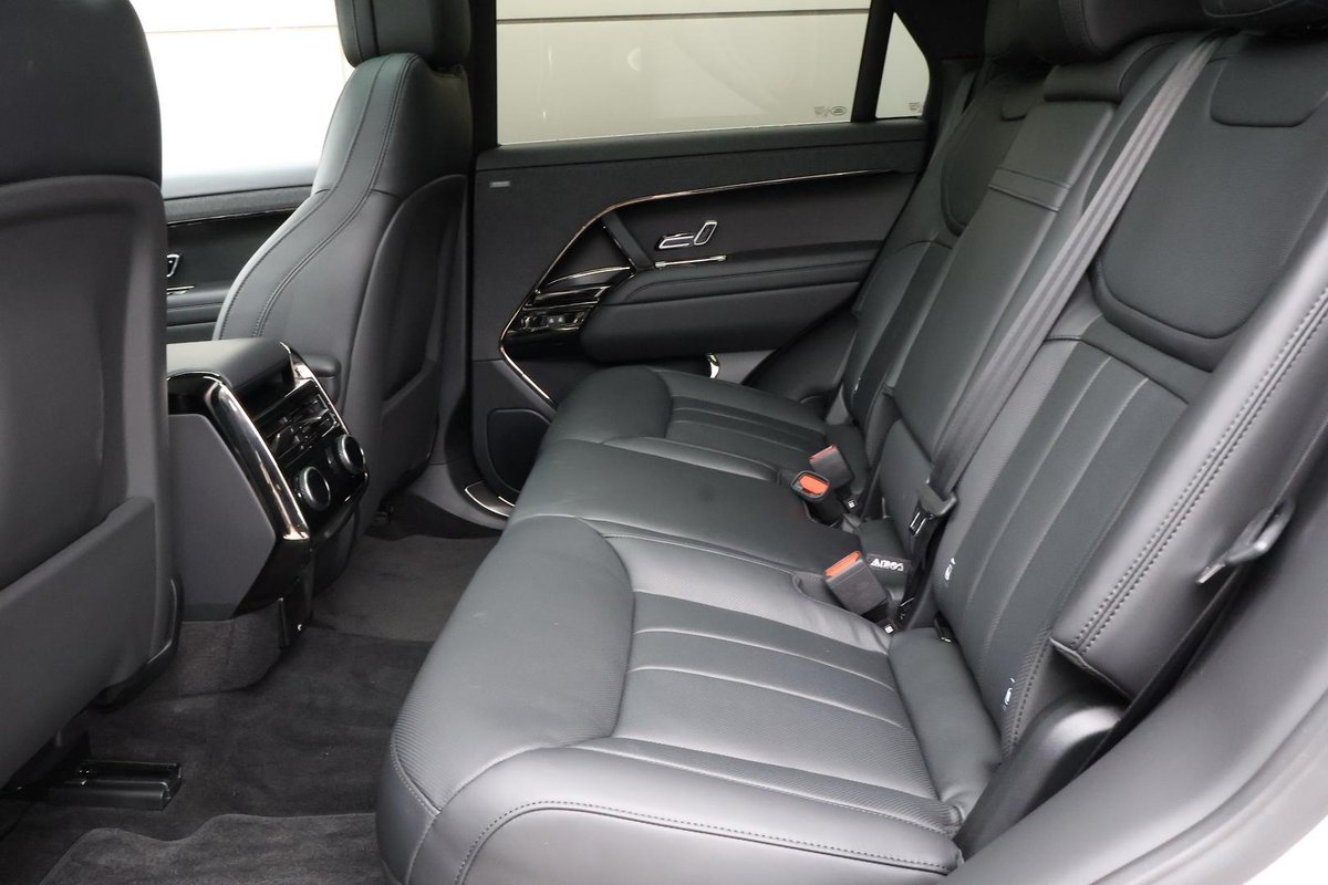 2026 Land Rover Range Rover Sport D350 Dynamic HSE L461 MY26 AWD image 4