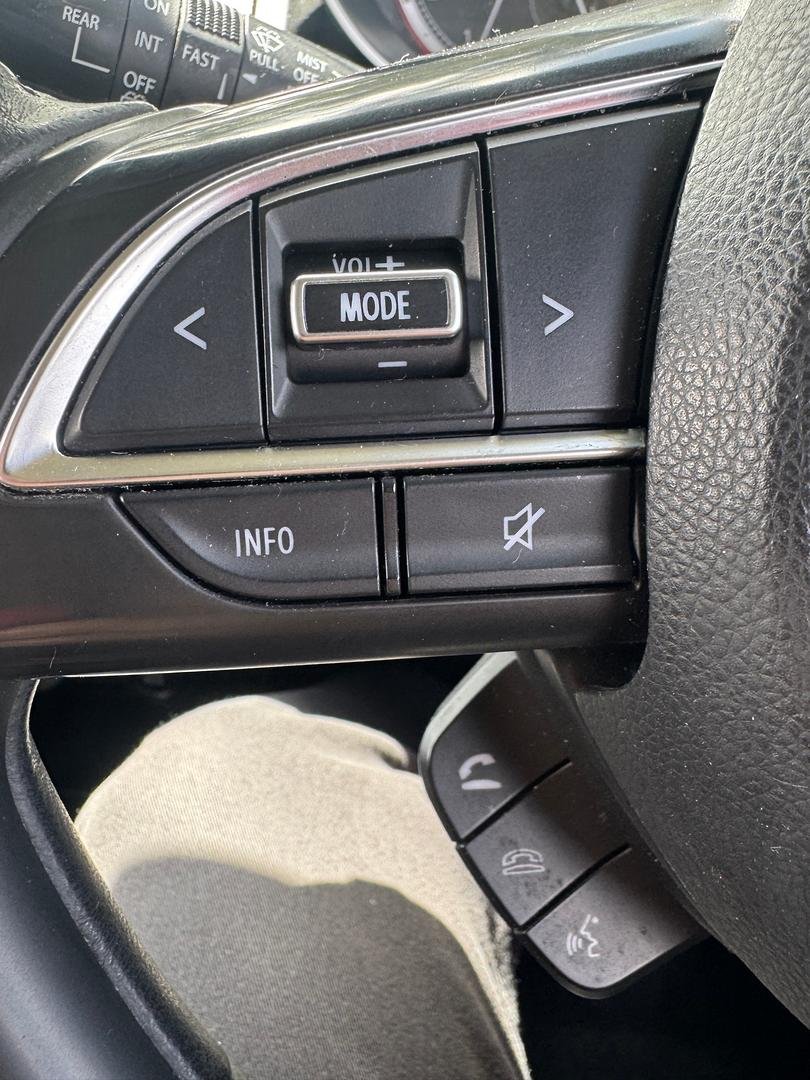 2017 Suzuki Swift GL Navigator Safety Pack AZ image 18