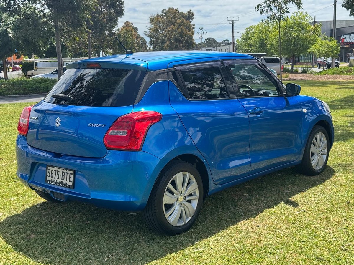 2017 Suzuki Swift GL Navigator Safety Pack AZ image 6