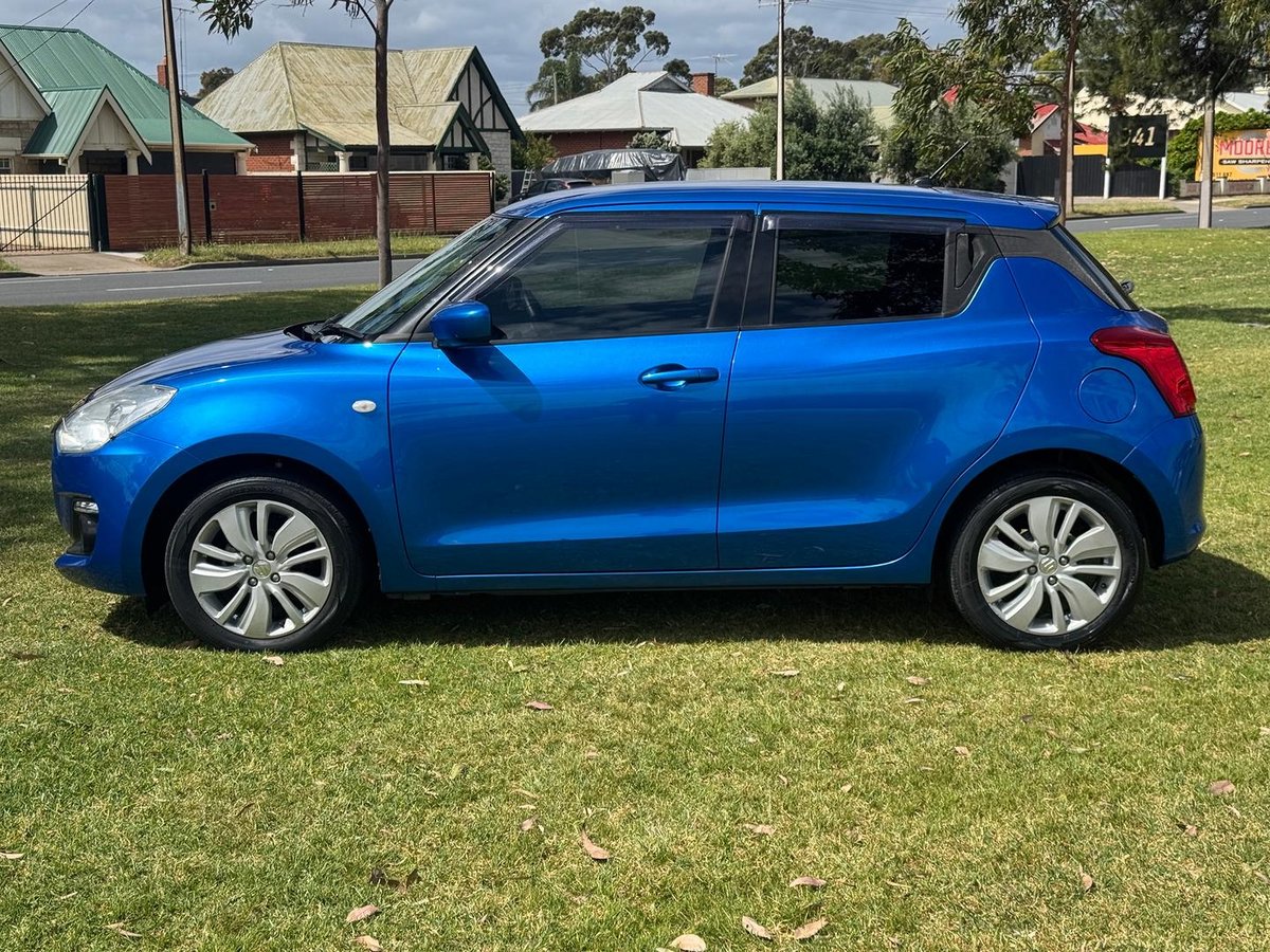 2017 Suzuki Swift GL Navigator Safety Pack AZ image 4