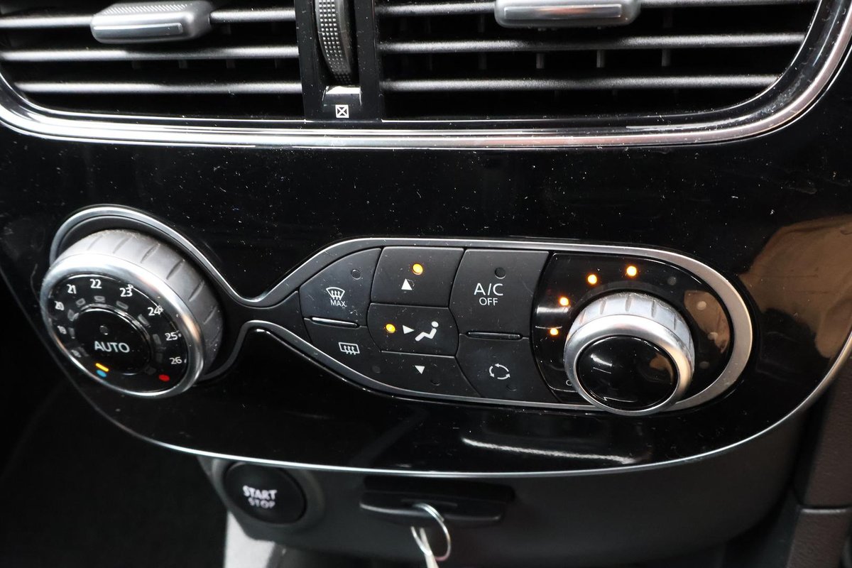 2018 Renault Clio Intens IV B98 Phase 2 image 17