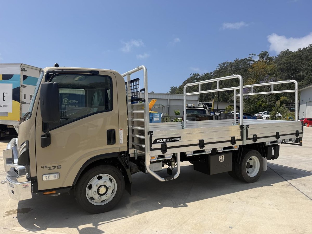 2026 Isuzu N Series NPR 45/65-175 DT D34 Tradepack image 4