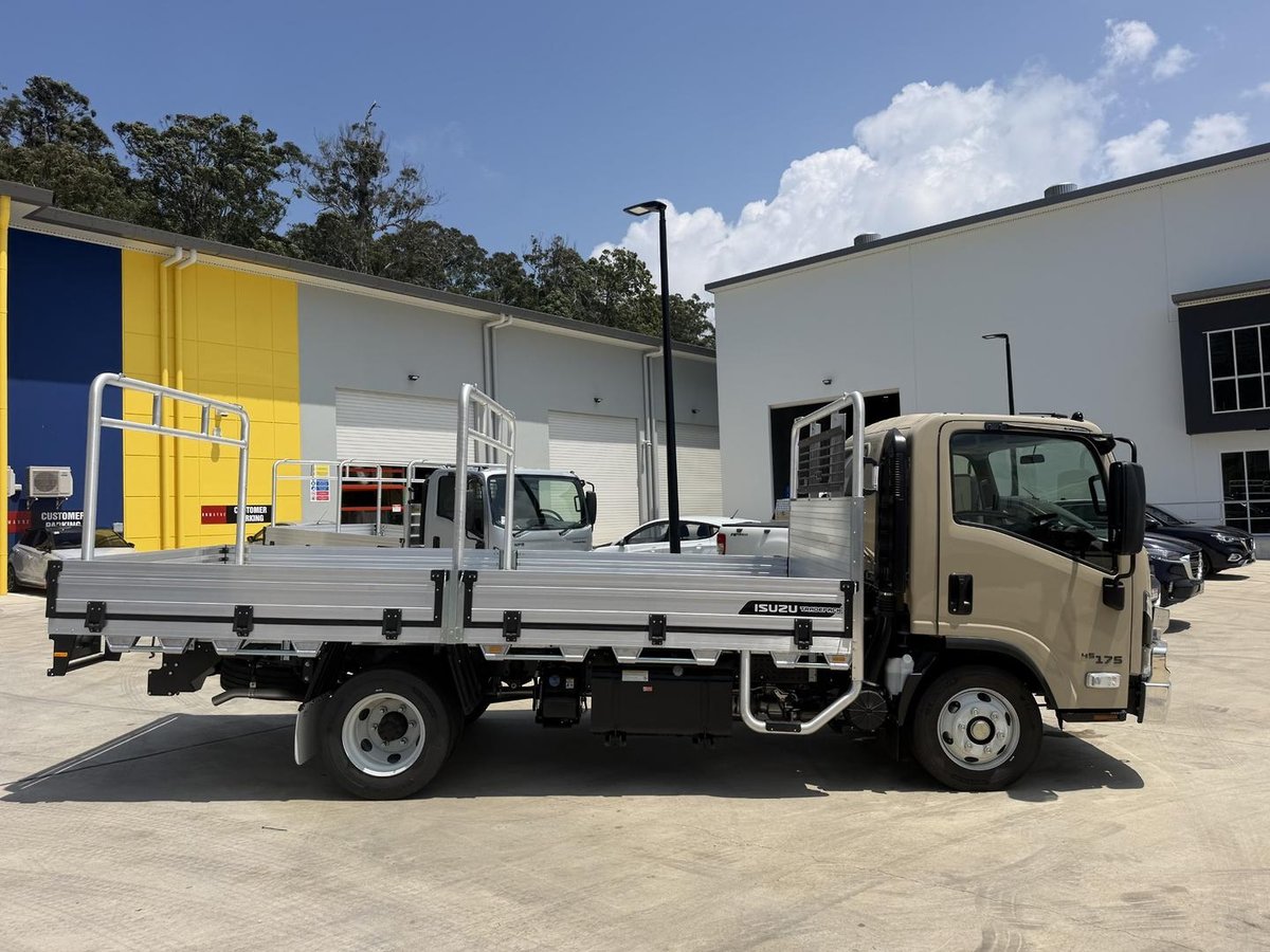 2026 Isuzu N Series NPR 45/65-175 DT D34 Tradepack image 2