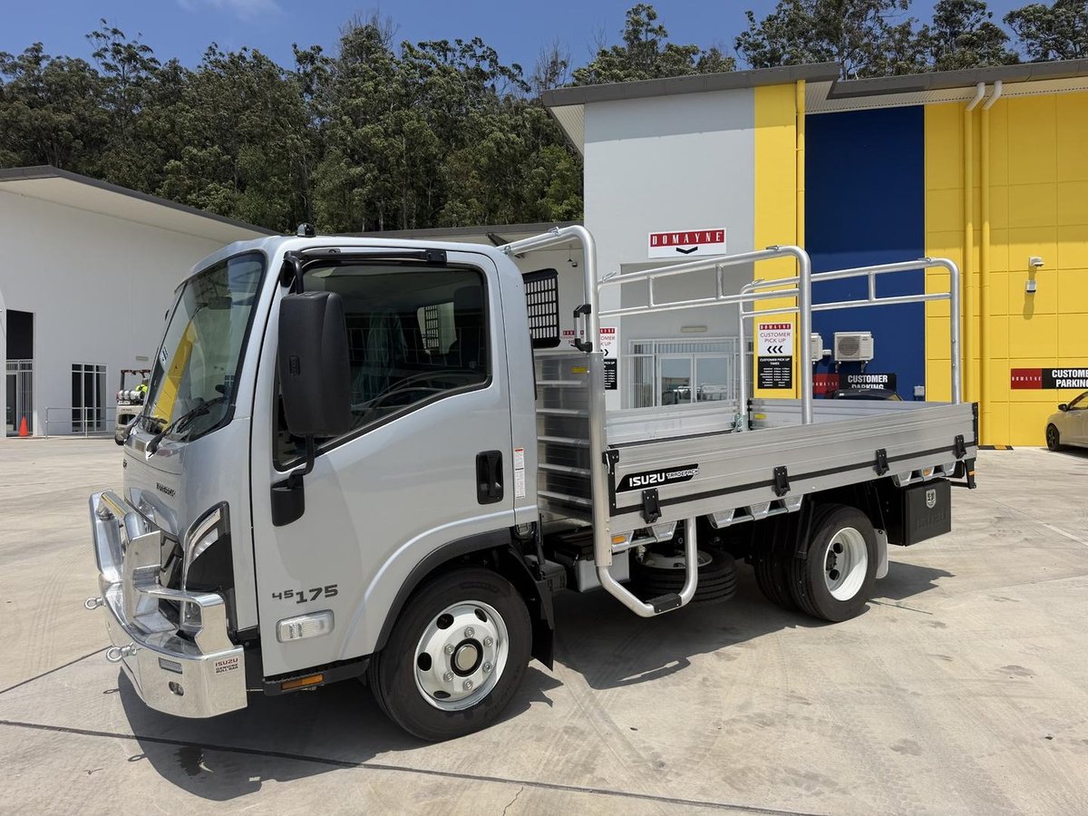 2026 Isuzu N Series NPR 45/65-175 DT D28 Tradepack image 2
