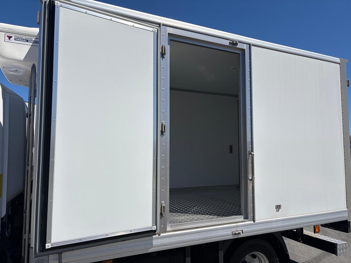 2025 Hyundai Mighty EX4/6 Freezer Pantech image 14