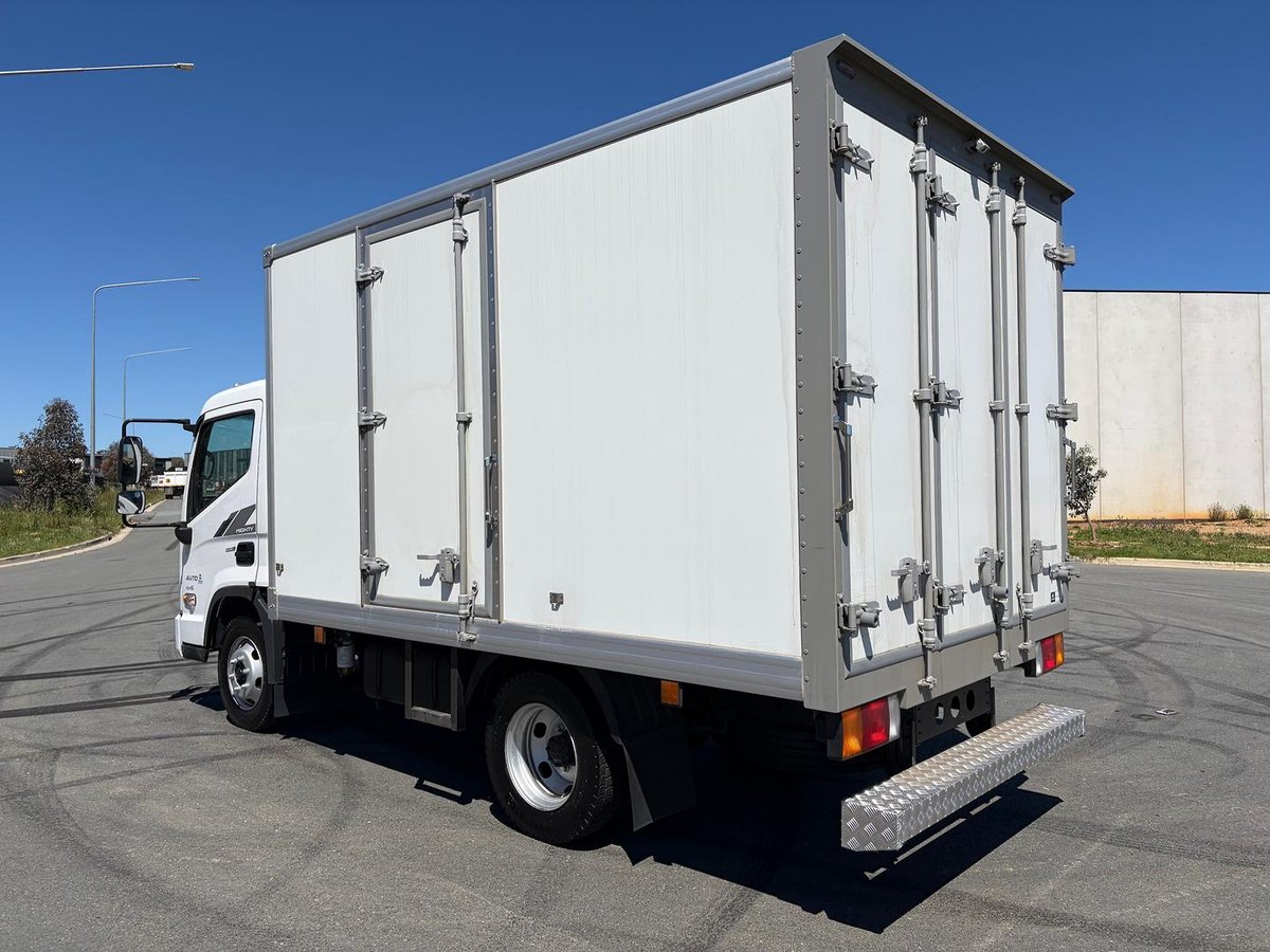 2025 Hyundai Mighty EX4/6 Freezer Pantech image 8
