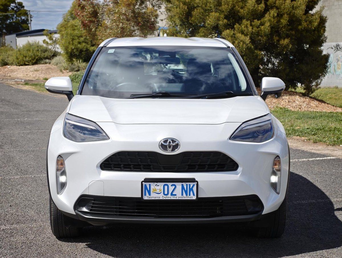 2023 Toyota Yaris Cross GX MXPB10R image 2