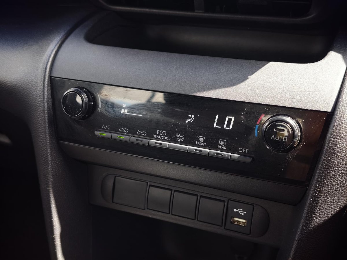 2023 Toyota Yaris Cross GX MXPB10R image 10