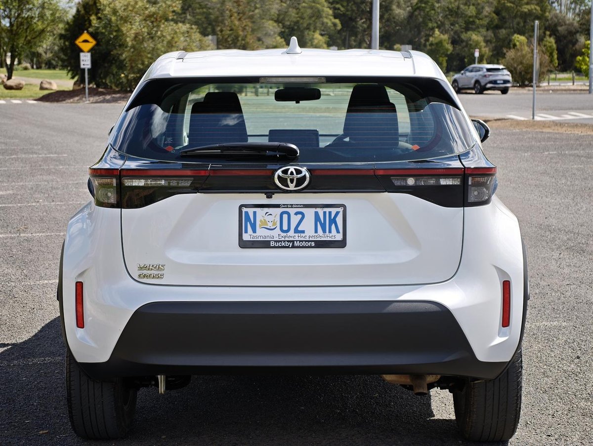 2023 Toyota Yaris Cross GX MXPB10R image 3