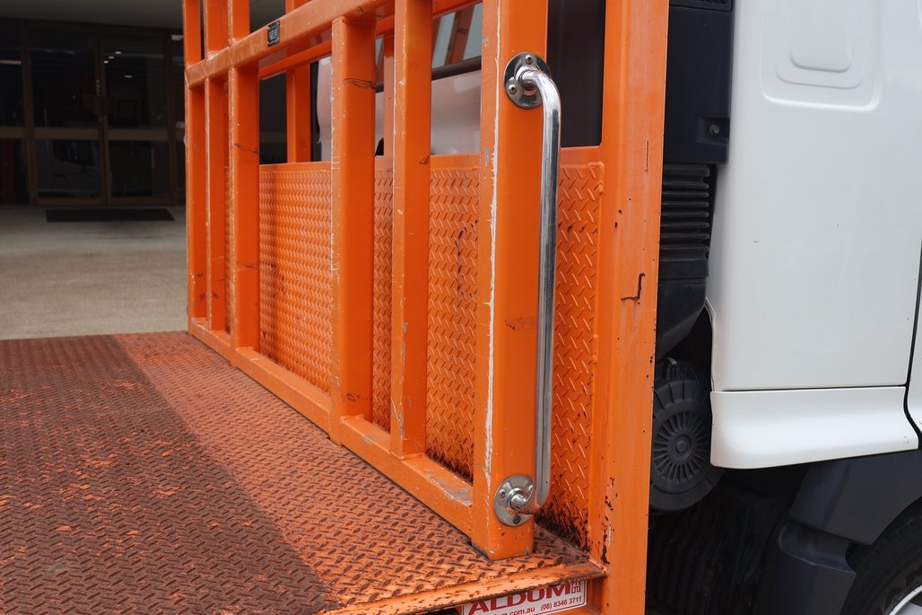 2019 HINO 500 FE image 15