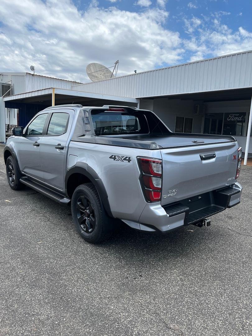 2026 Isuzu D-MAX X-TERRAIN MY25.5 4X4 Dual Range image 4