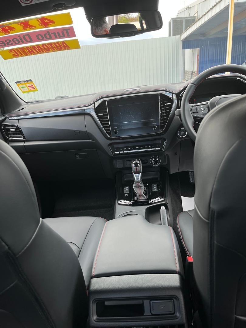 2026 Isuzu D-MAX X-TERRAIN MY25.5 4X4 Dual Range image 14
