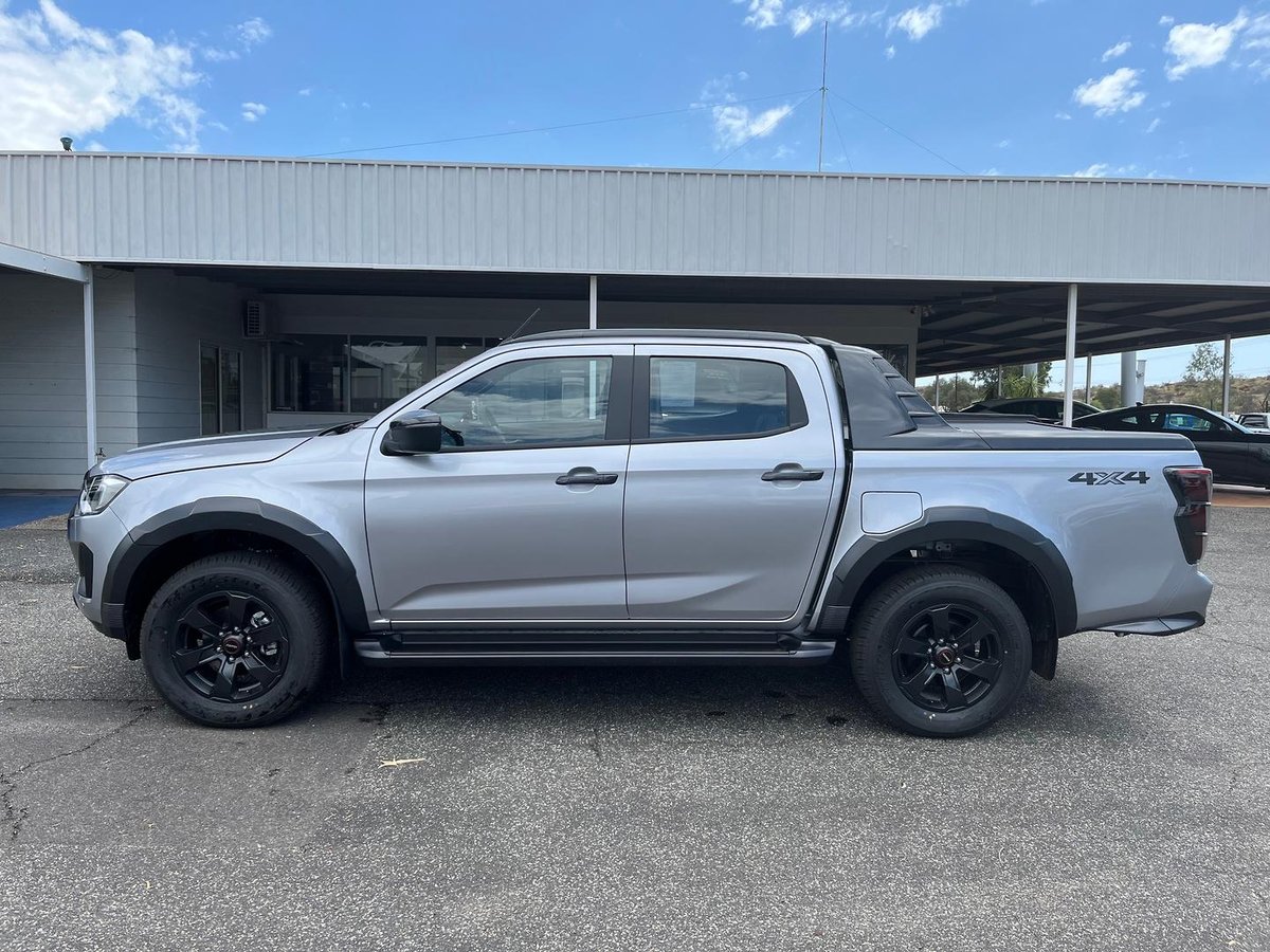 2026 Isuzu D-MAX X-TERRAIN MY25.5 4X4 Dual Range image 3