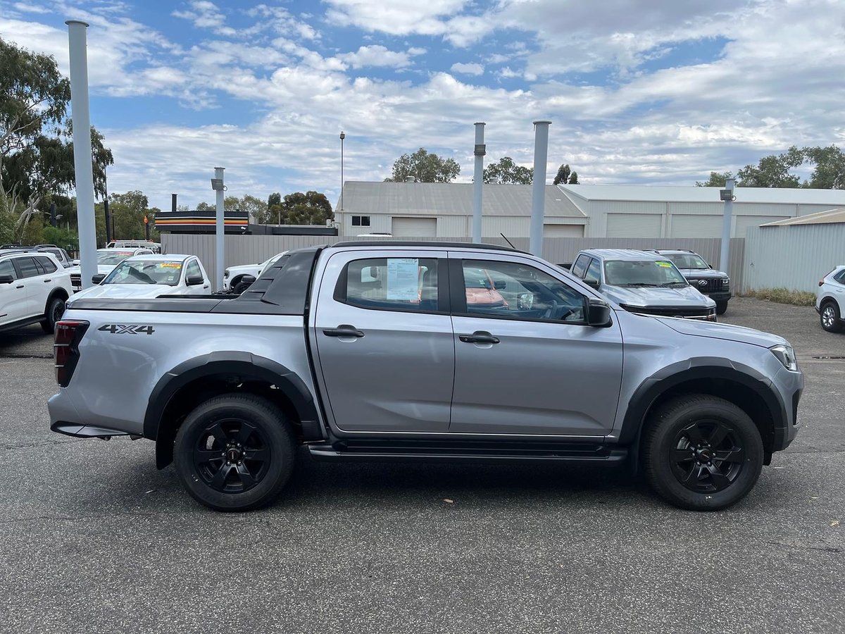 2026 Isuzu D-MAX X-TERRAIN MY25.5 4X4 Dual Range image 9