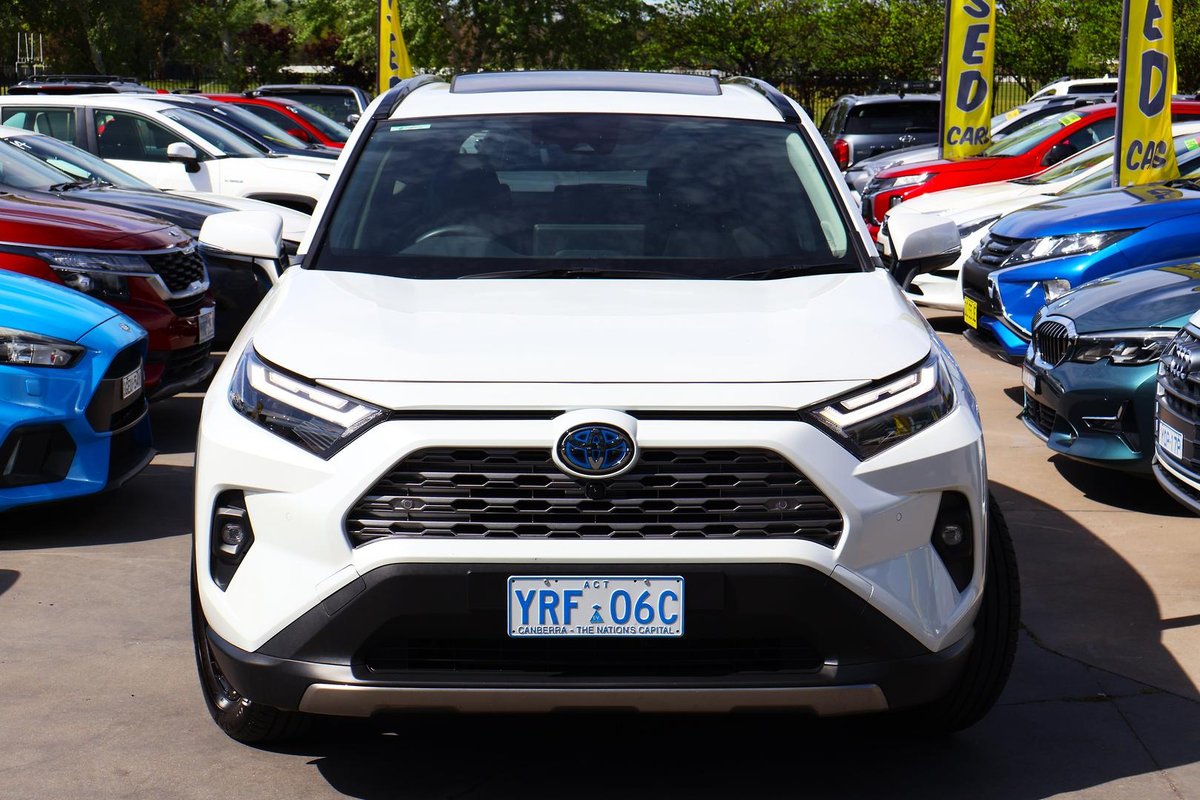 2024 Toyota RAV4 Cruiser AXAH52R image 2
