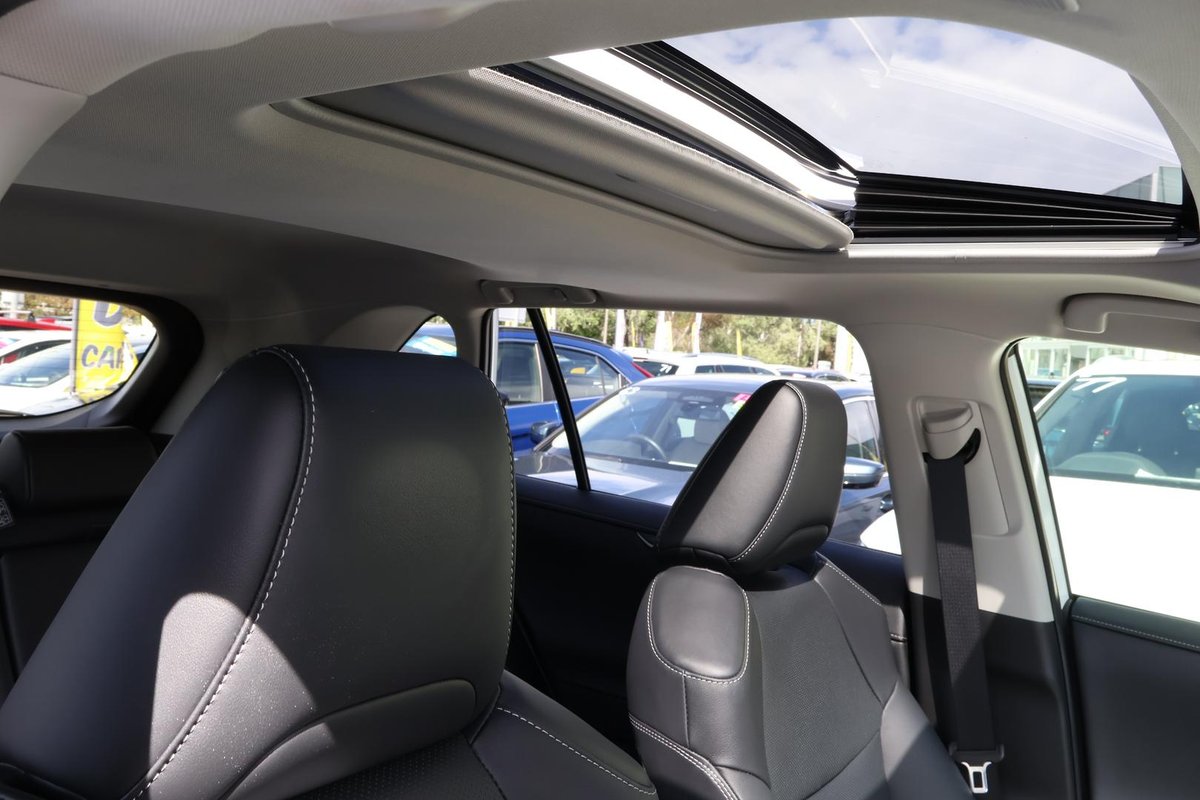 2024 Toyota RAV4 Cruiser AXAH52R image 8