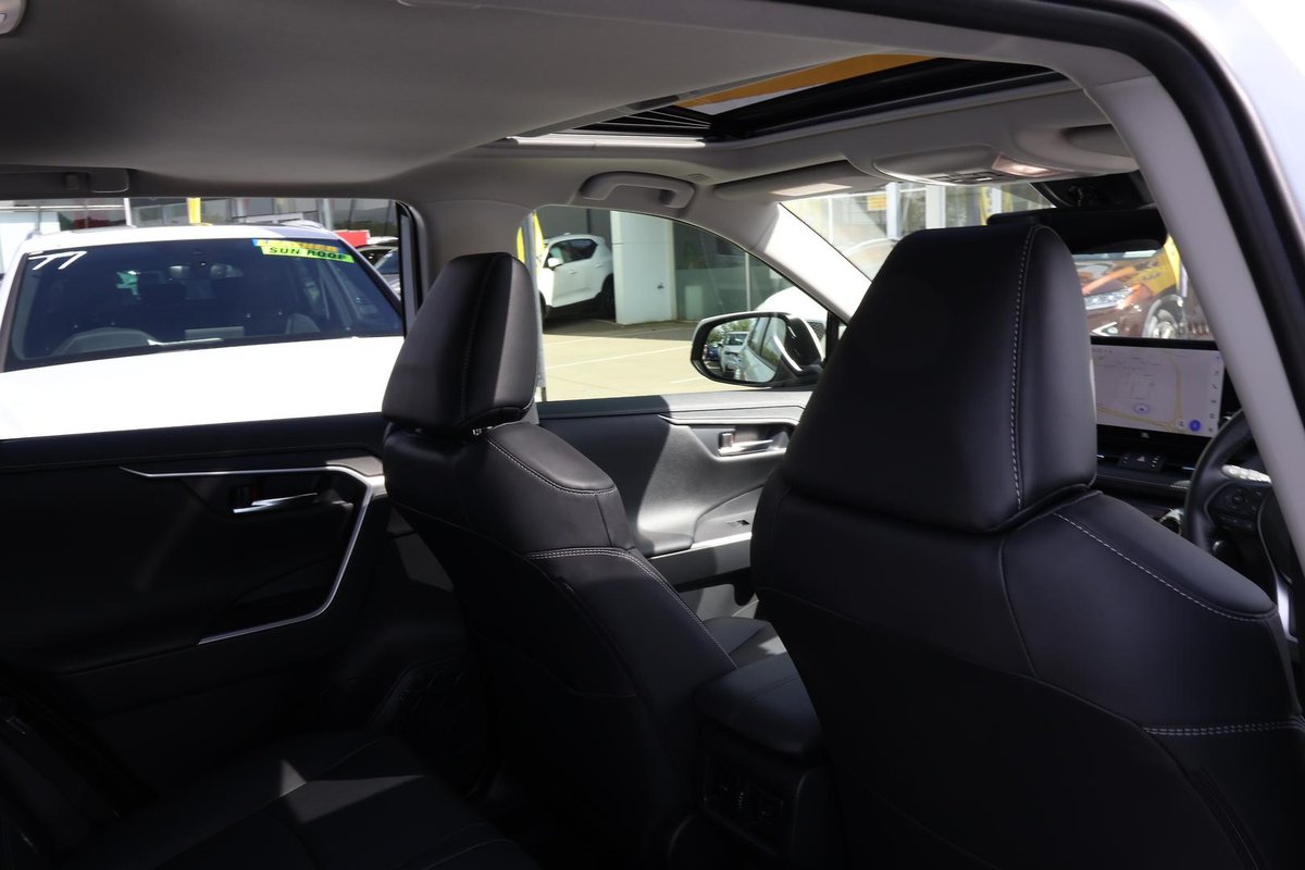 2024 Toyota RAV4 Cruiser AXAH52R image 25
