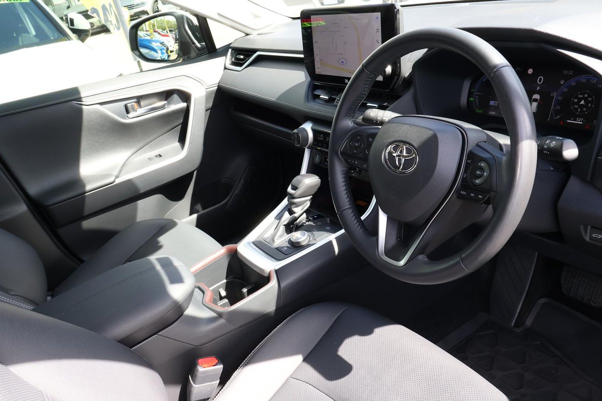 2024 Toyota RAV4 Cruiser AXAH52R image 7