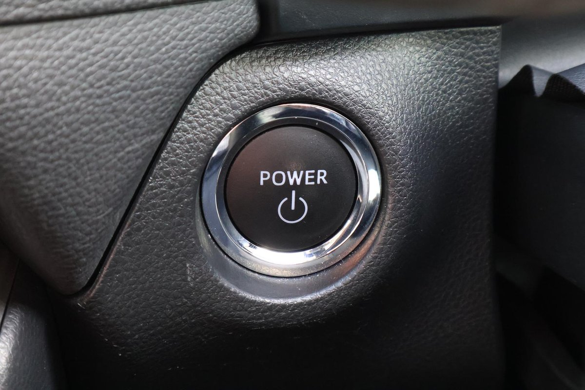 2024 Toyota RAV4 Cruiser AXAH52R image 17