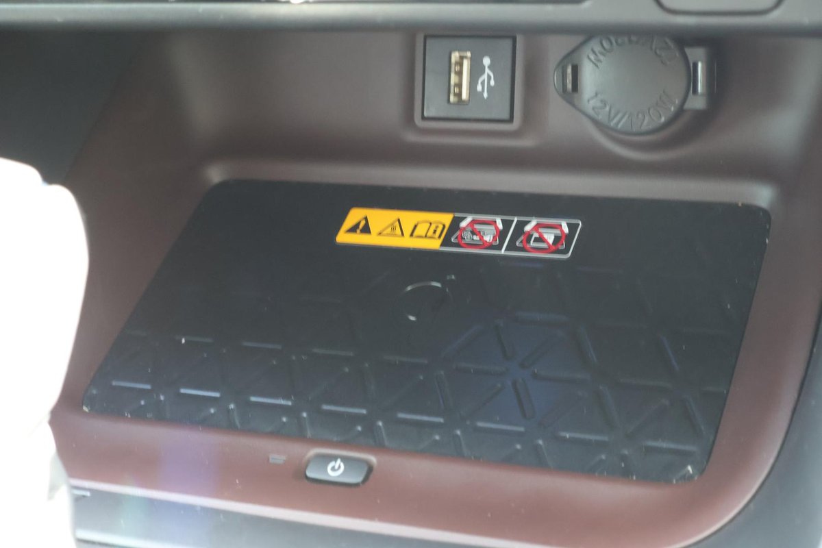 2024 Toyota RAV4 Cruiser AXAH52R image 20