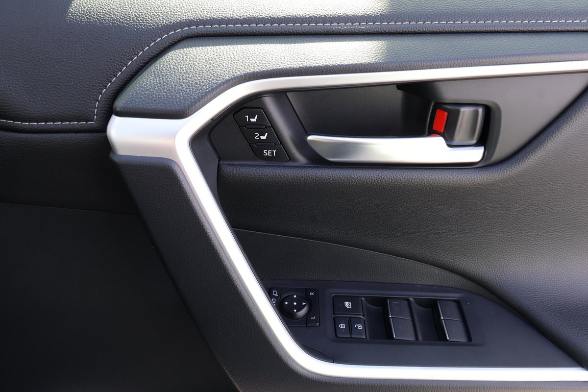 2024 Toyota RAV4 Cruiser AXAH52R image 23
