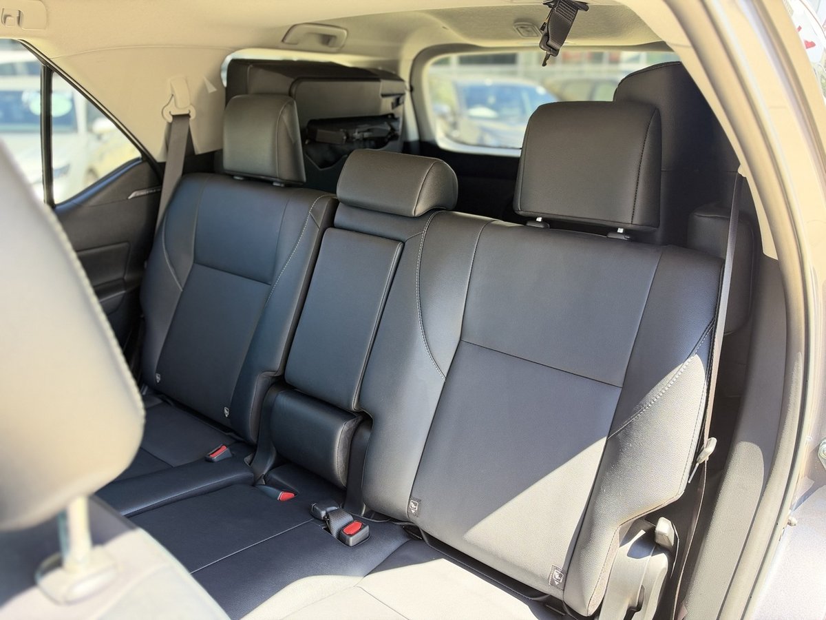 2025 Toyota Fortuner Crusade 2.8L T Diesel Automatic Wagon GUN156R image 10