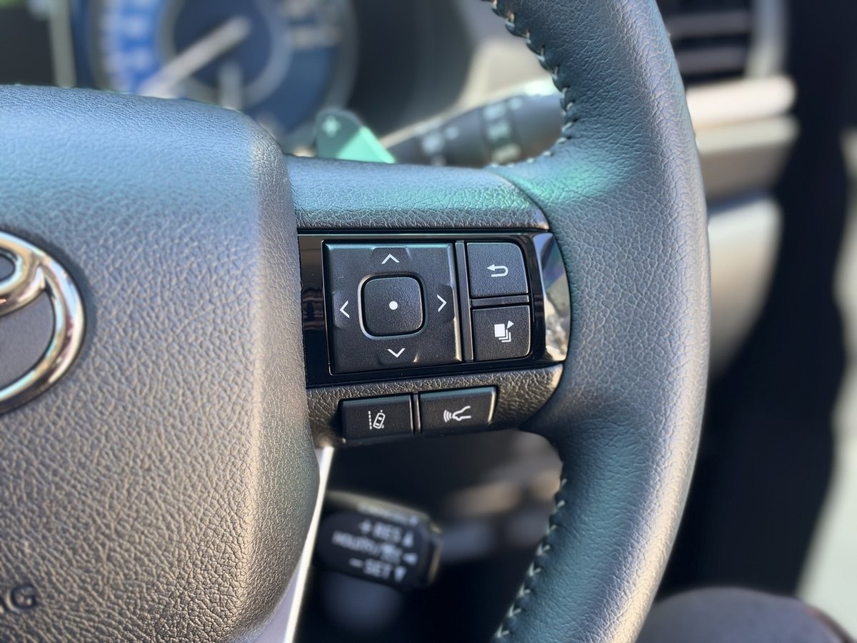 2025 Toyota Fortuner Crusade 2.8L T Diesel Automatic Wagon GUN156R image 22