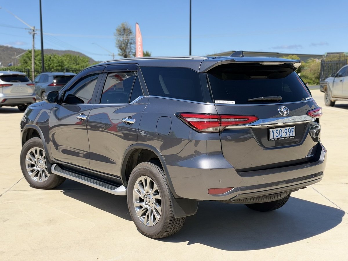 2025 Toyota Fortuner Crusade 2.8L T Diesel Automatic Wagon GUN156R image 2