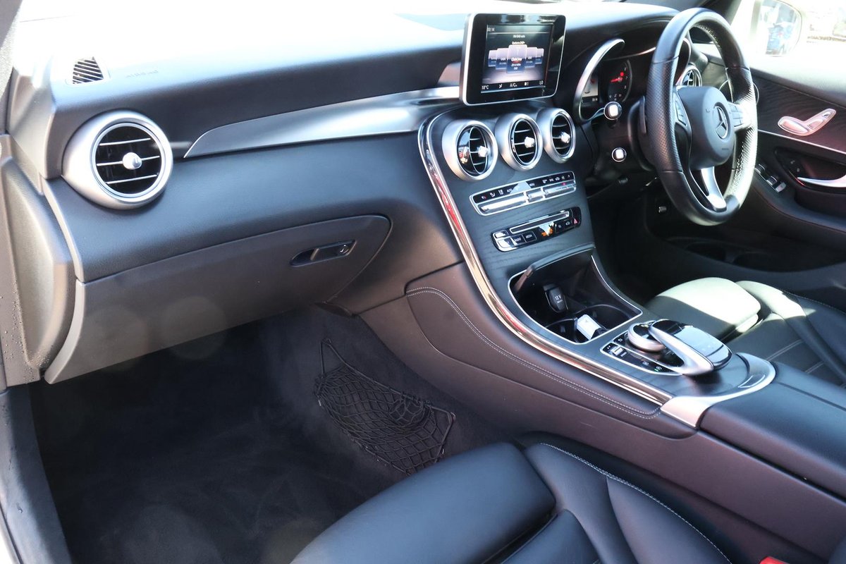 2018 Mercedes-Benz GLC-Class GLC250 X253 Four Wheel Drive image 24