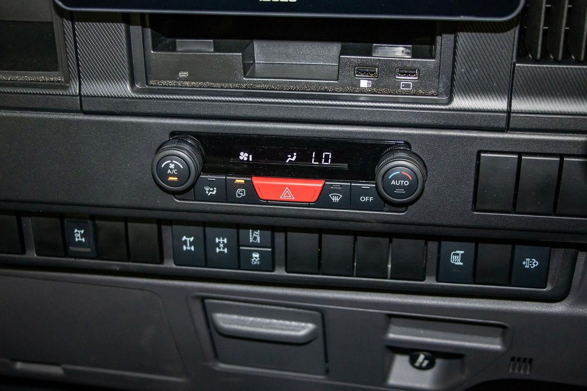 2025 Isuzu FY Series FYJ 320-355 AT R60 image 12
