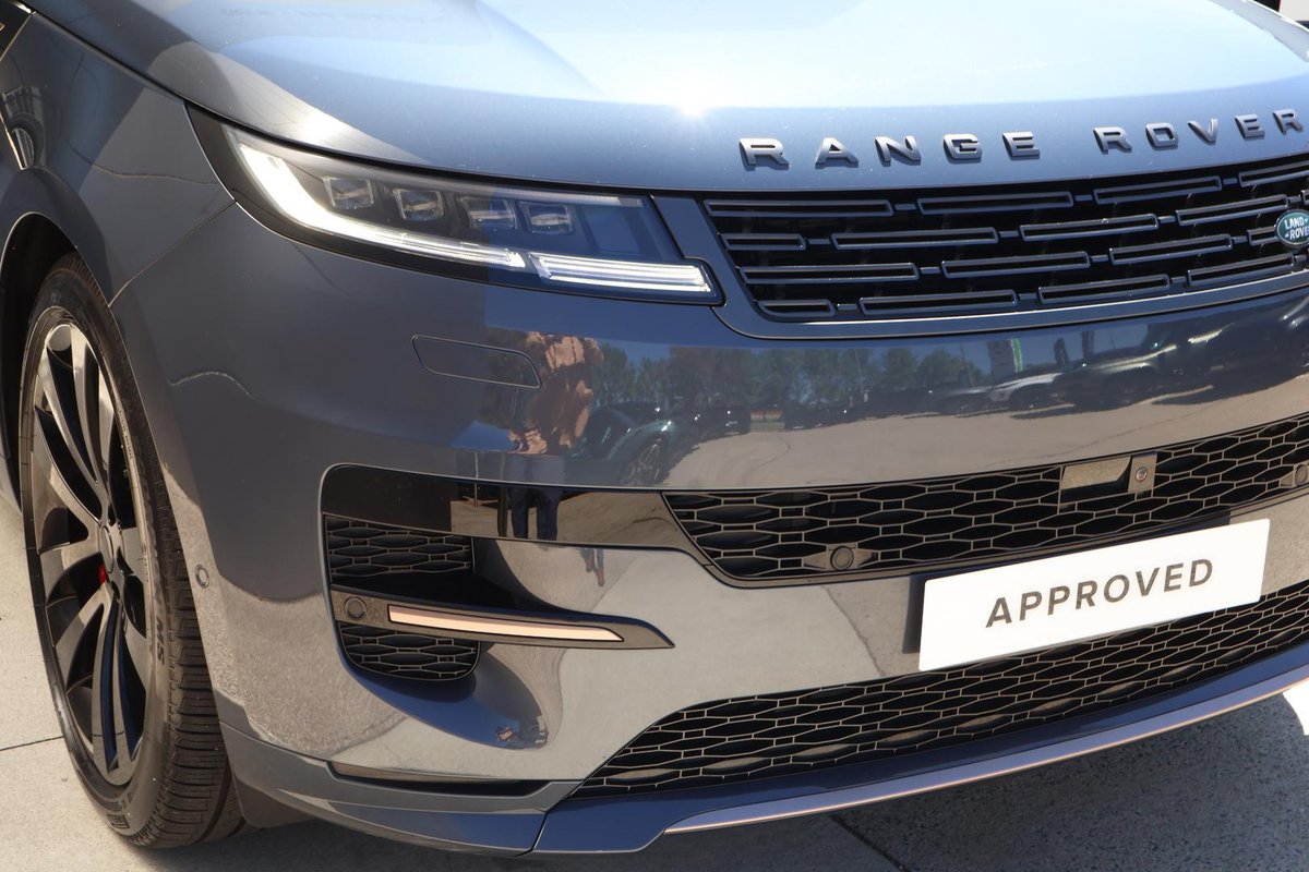 2026 Land Rover Range Rover Sport D300 Dynamic SE L461 MY26 AWD image 17