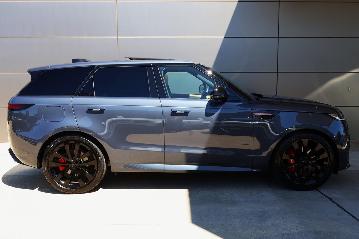 2026 Land Rover Range Rover Sport D300 Dynamic SE L461 MY26 AWD image 5
