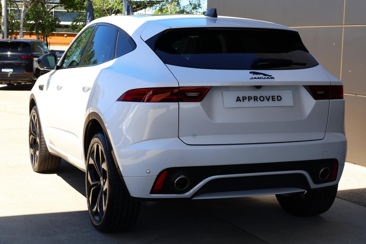 2024 Jaguar E-PACE P250 R-Dynamic SE X540 MY24.5 AWD image 2