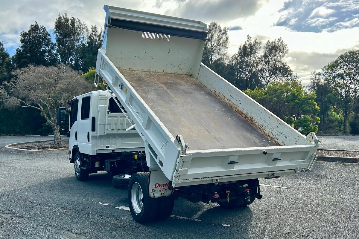 2022 Isuzu N Series NPR 65/45-190 Tipper image 16