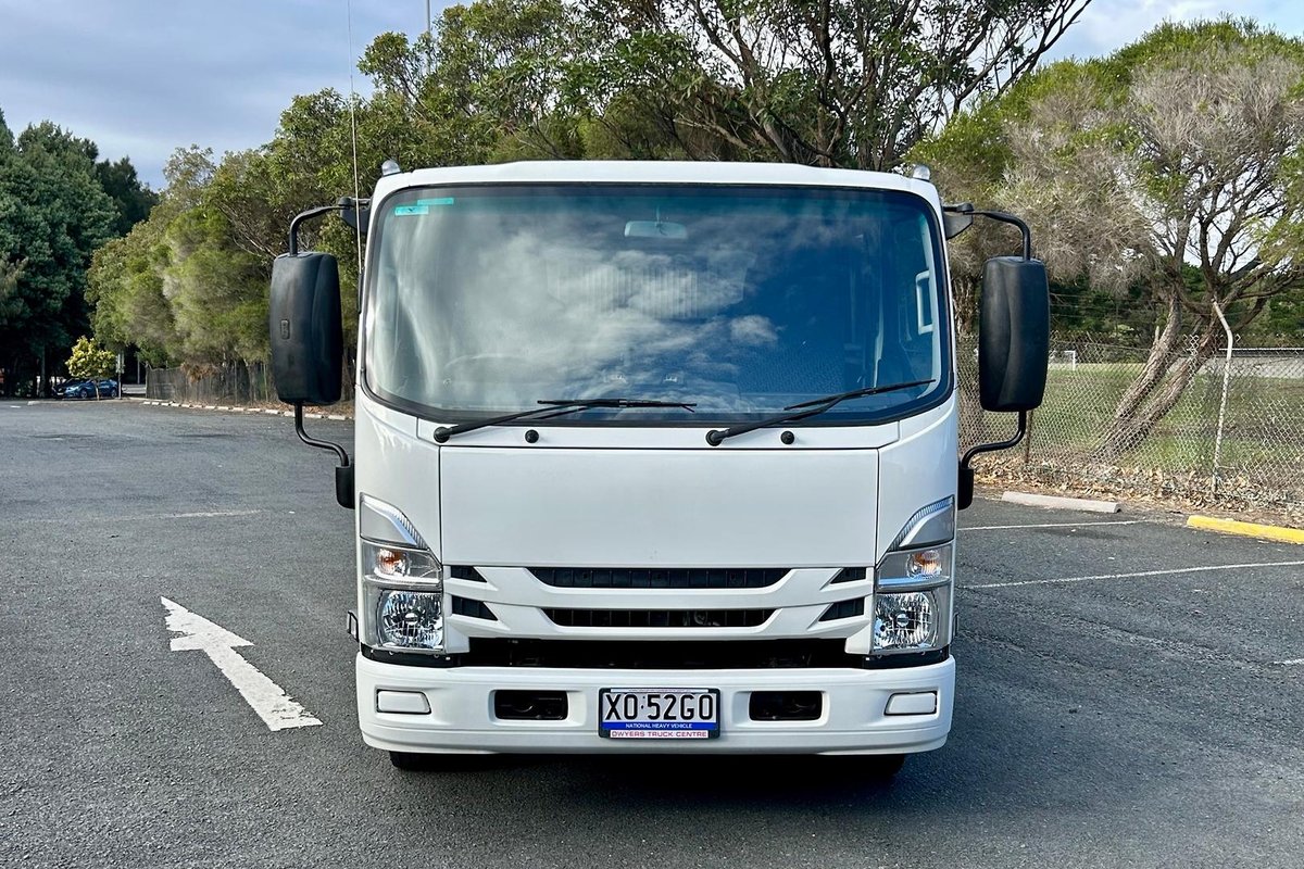 2022 Isuzu N Series NPR 65/45-190 Tipper image 10