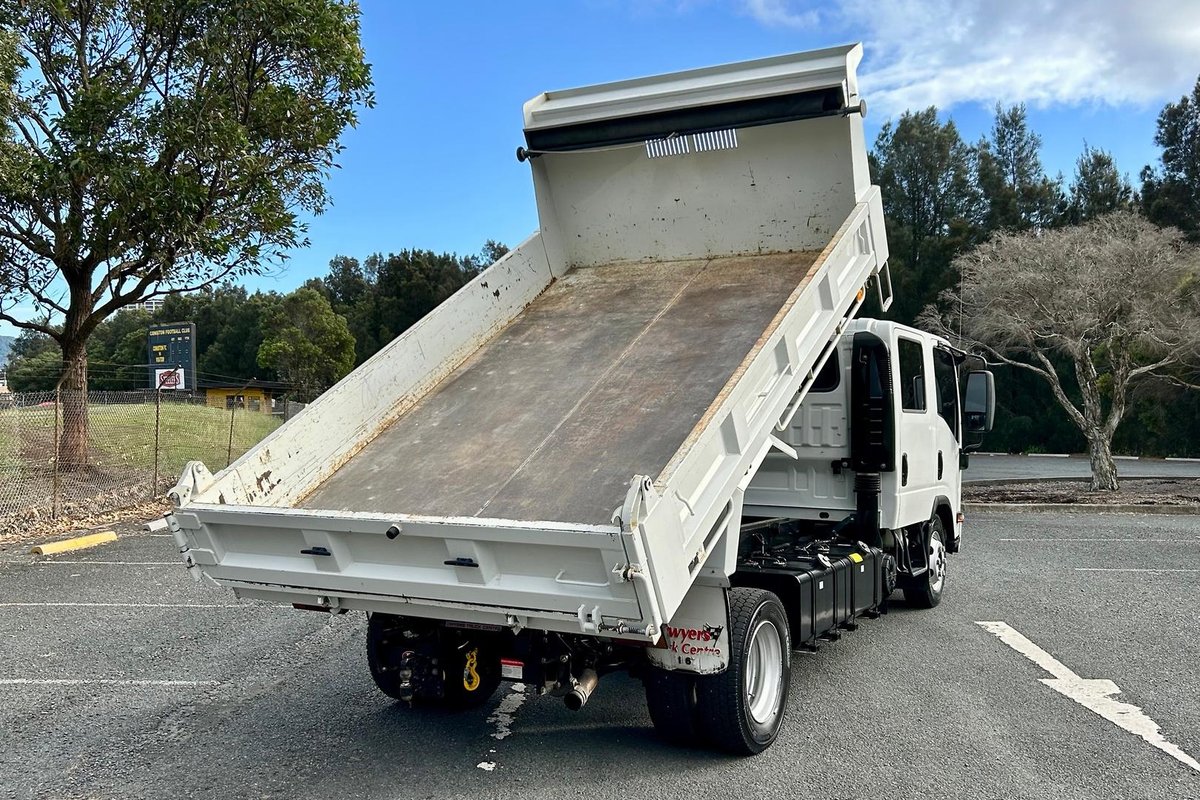 2022 Isuzu N Series NPR 65/45-190 Tipper image 14