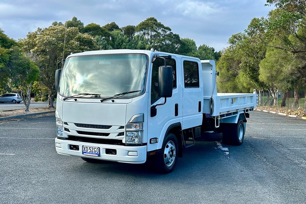 2022 Isuzu N Series NPR 65/45-190 Tipper image 9