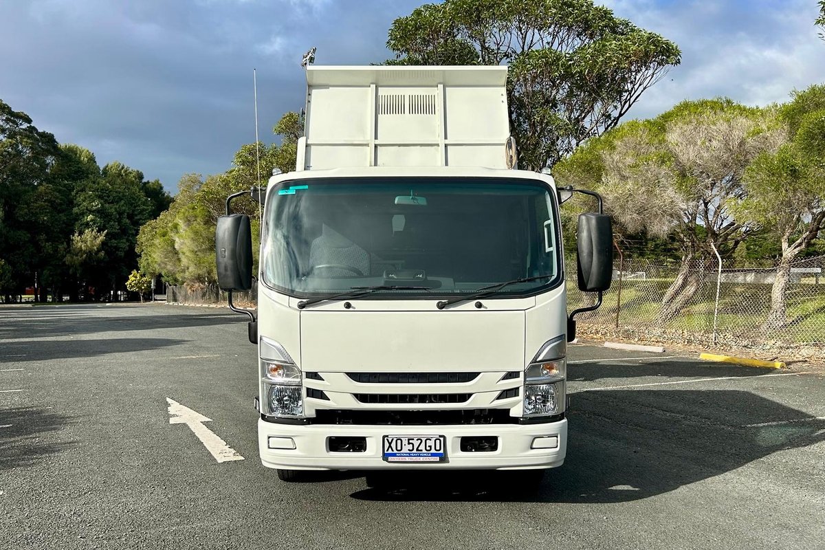 2022 Isuzu N Series NPR 65/45-190 Tipper image 20