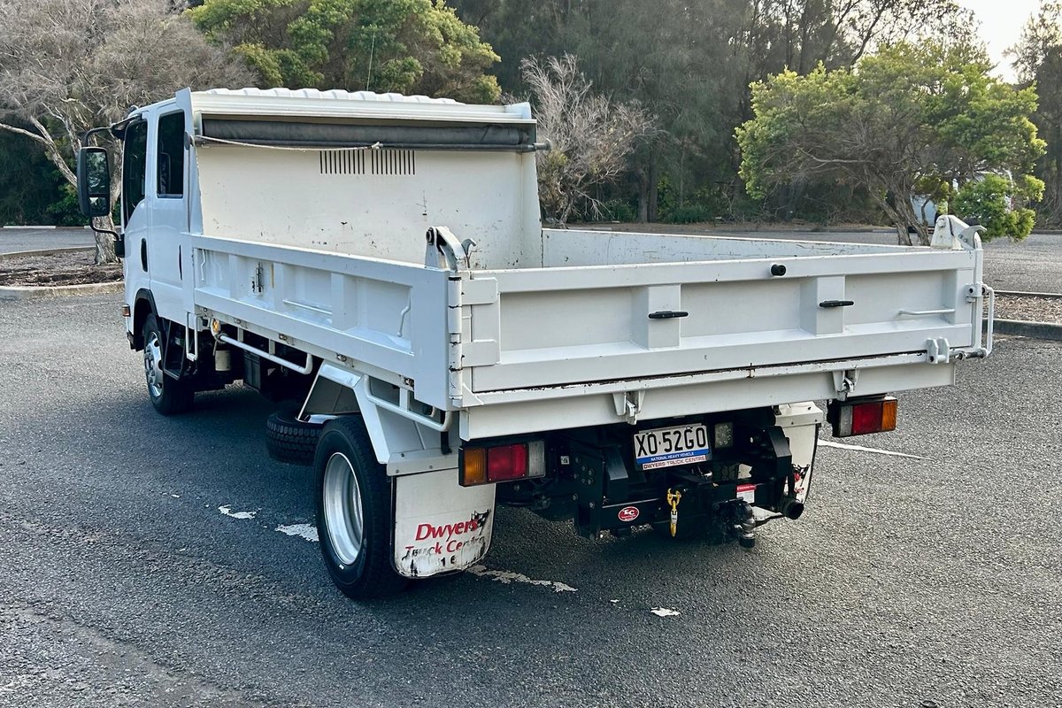 2022 Isuzu N Series NPR 65/45-190 Tipper image 7