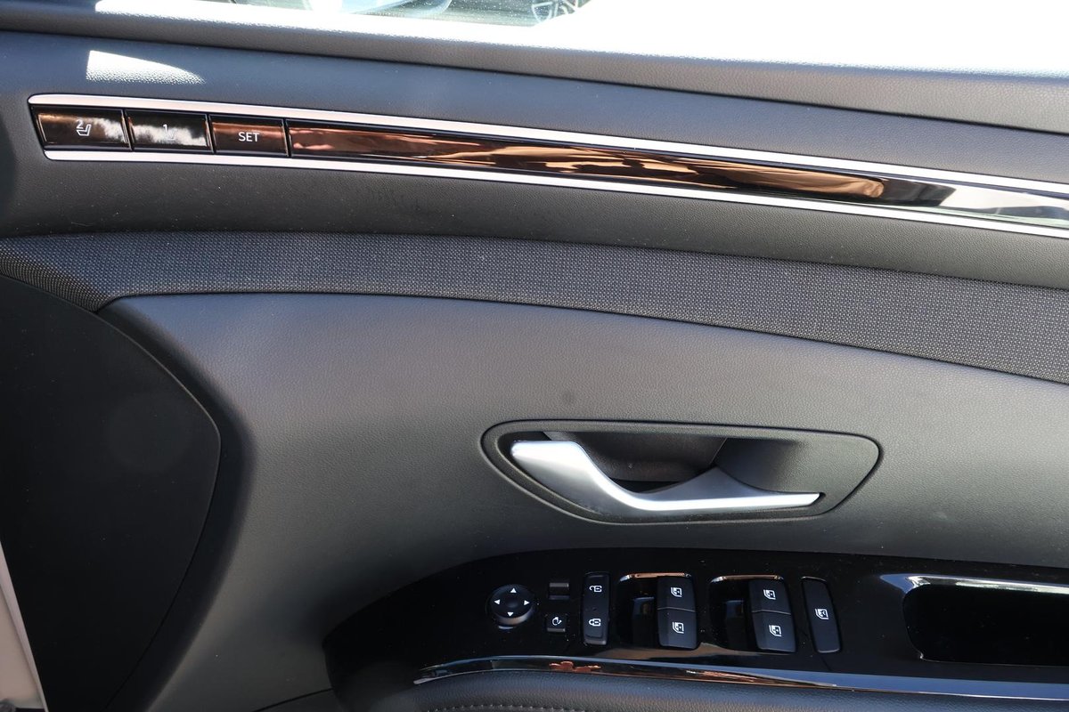 2022 Hyundai Tucson Highlander NX4.V1 MY22 AWD image 24