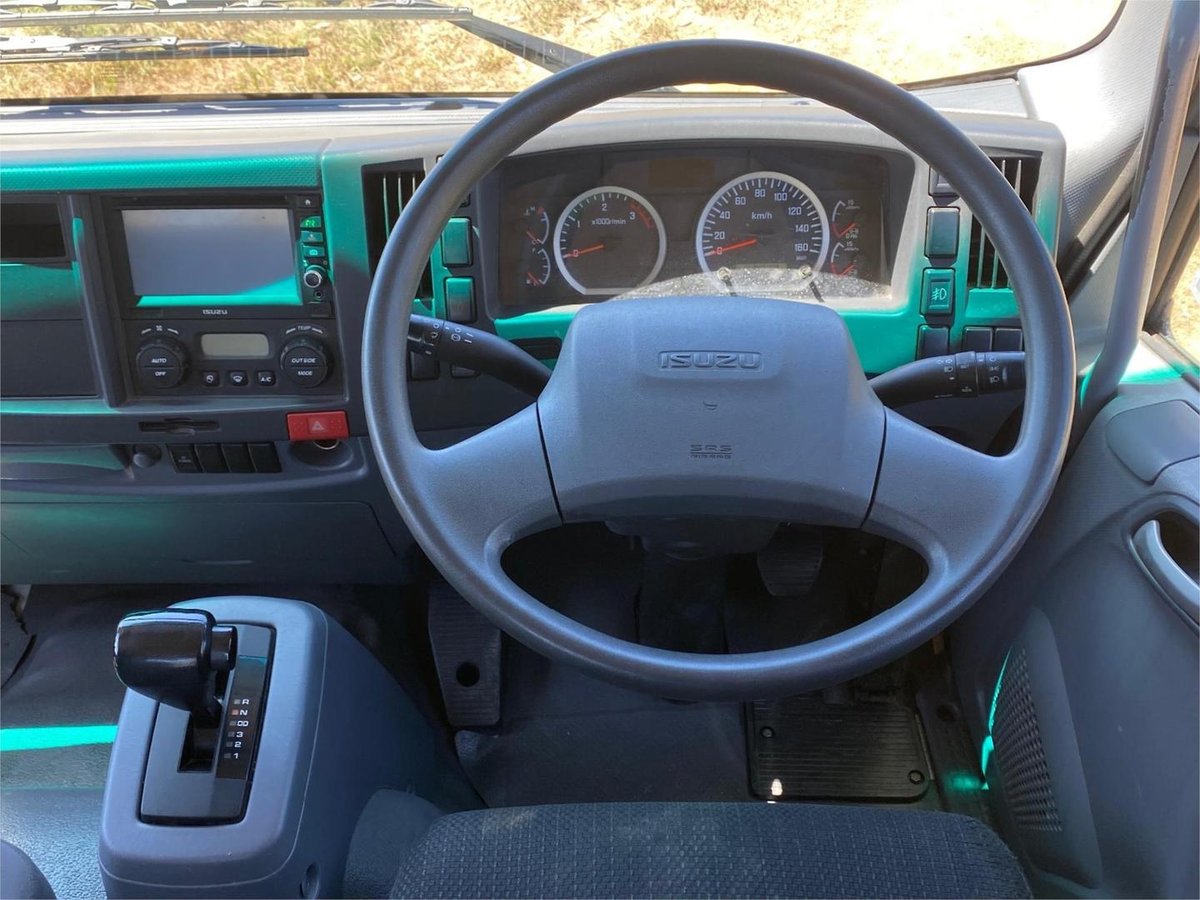 2017 Isuzu Fsr image 14