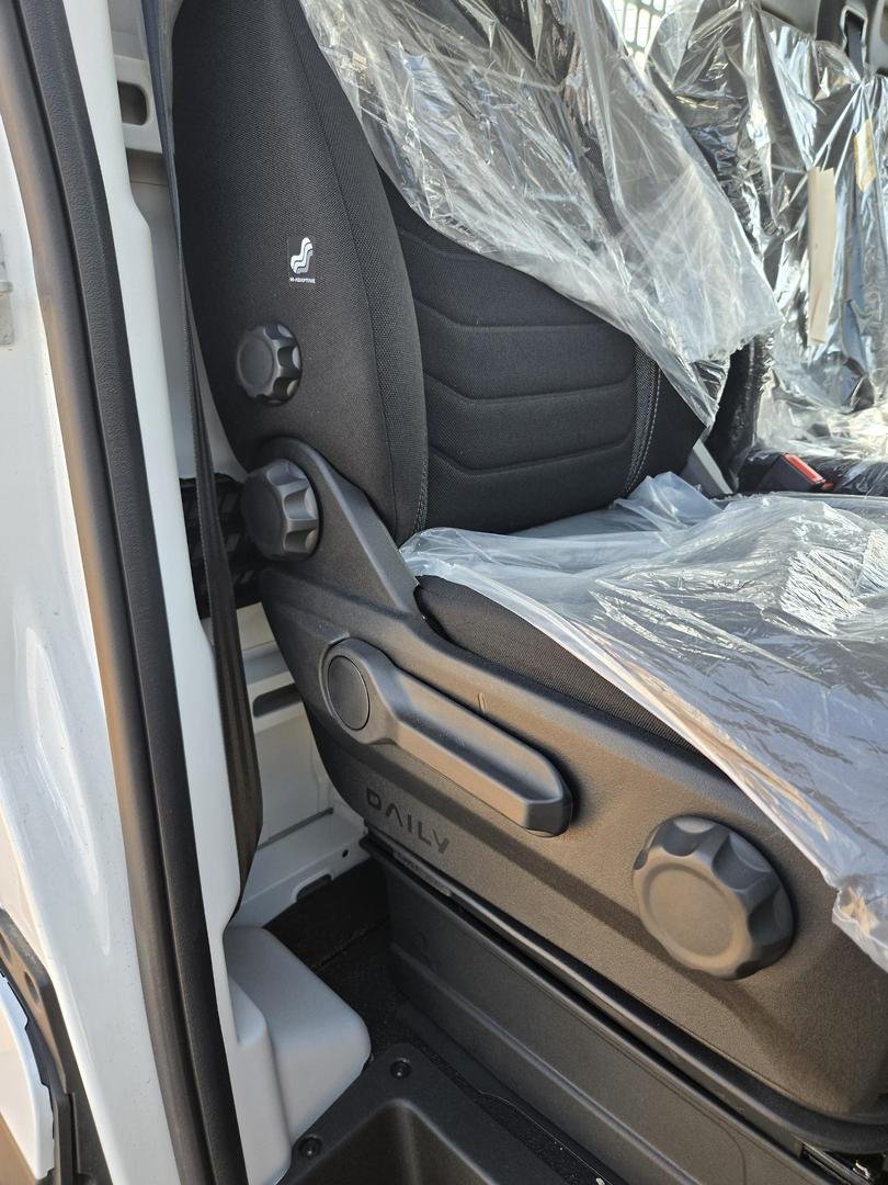 2026 Iveco Daily 45C18 Tradie Made image 12