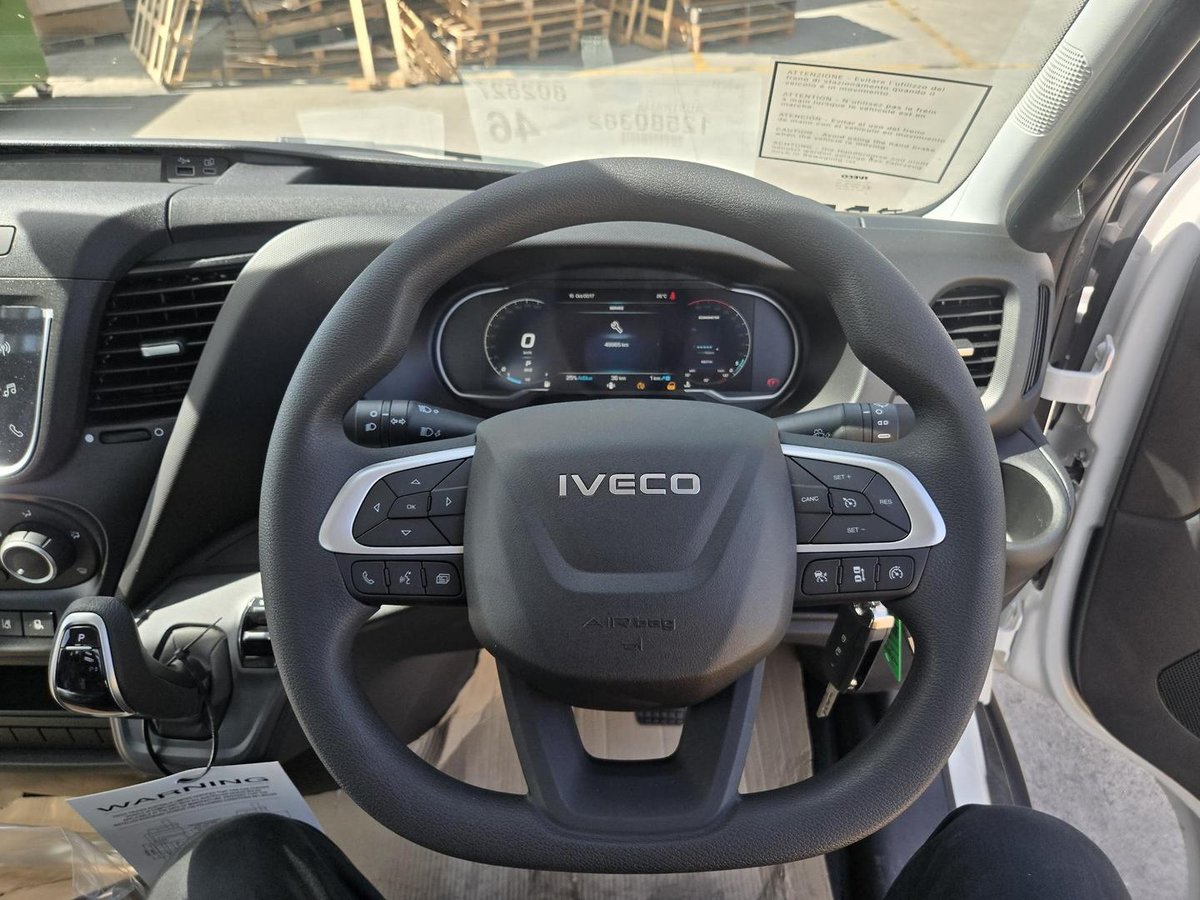 2026 Iveco Daily 45C18 Tradie Made image 13