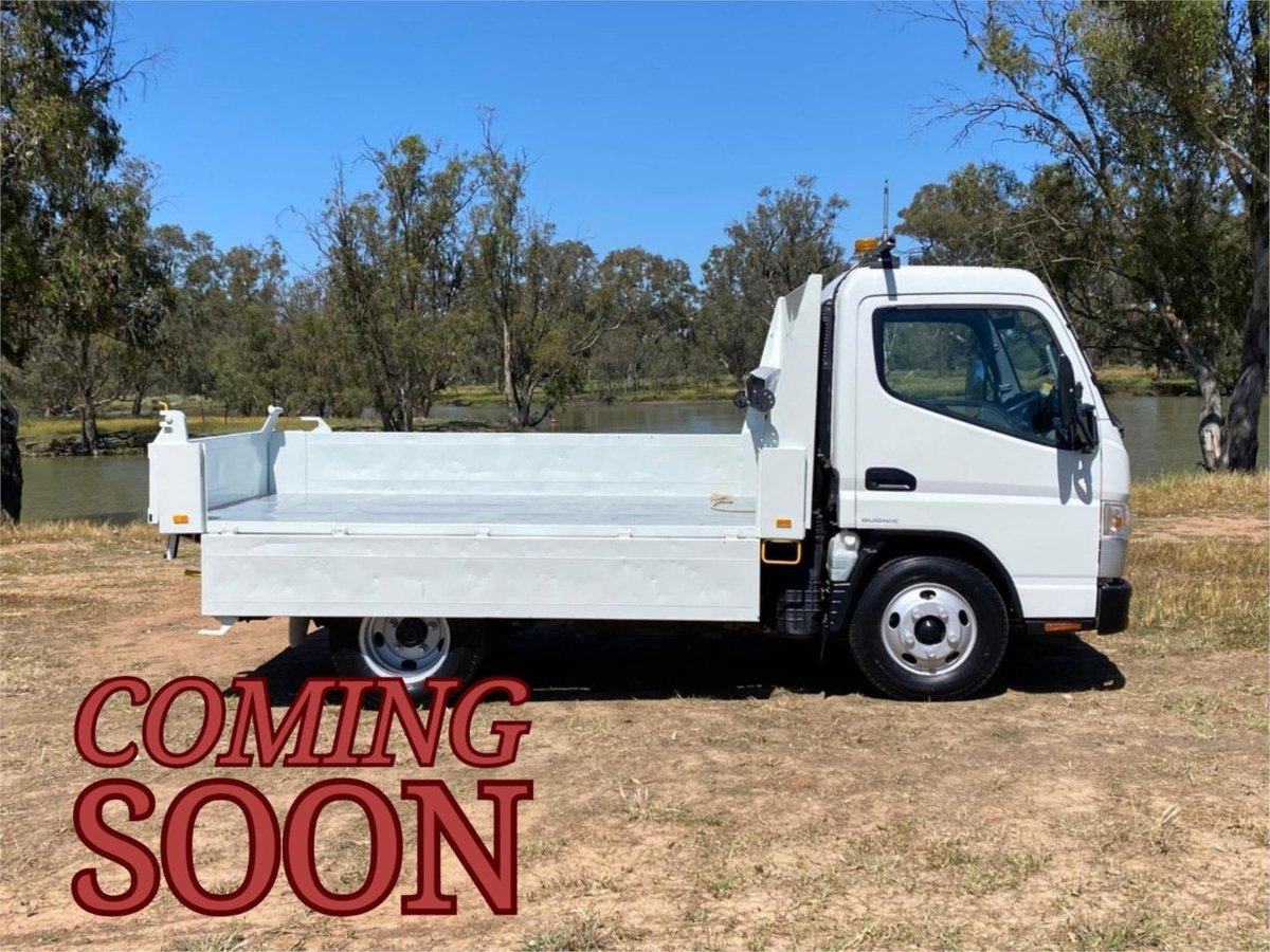 2019 Mitsubishi Canter image 10