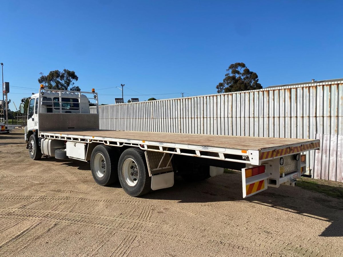2003 Isuzu F Series FVZ 1400 image 3