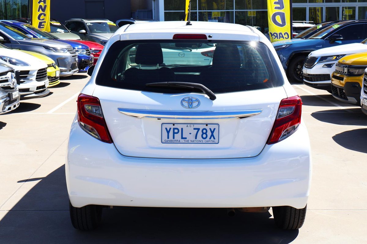 2015 Toyota Yaris Ascent NCP130R image 5
