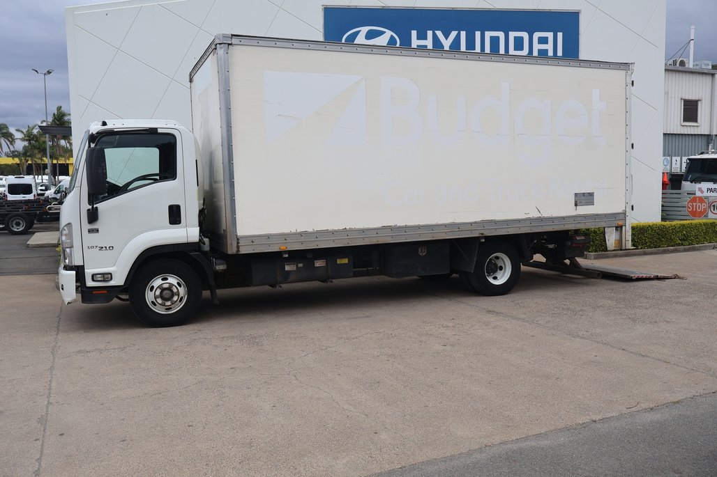 2019 ISUZU FRR 107-210 image 2