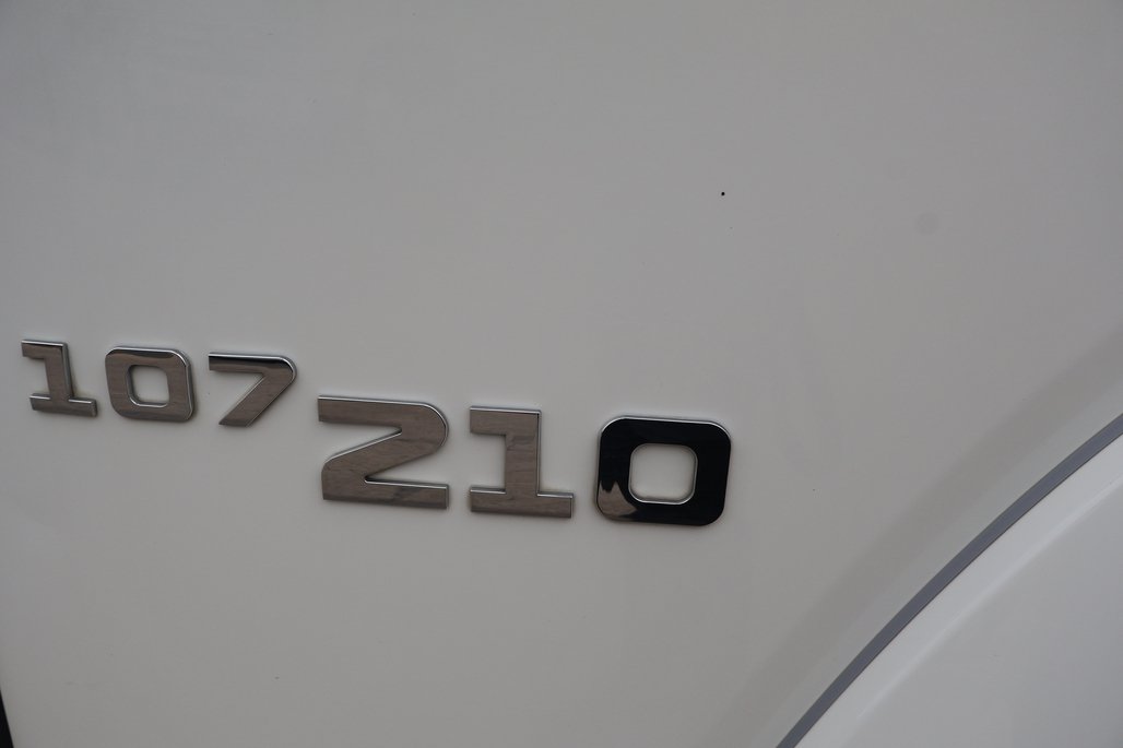 2019 ISUZU FRR 107-210 image 7