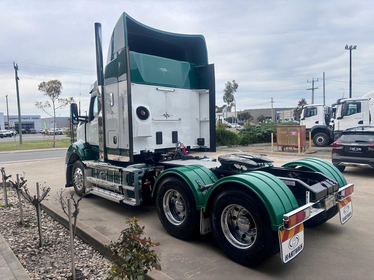2019 Kenworth T610 image 6